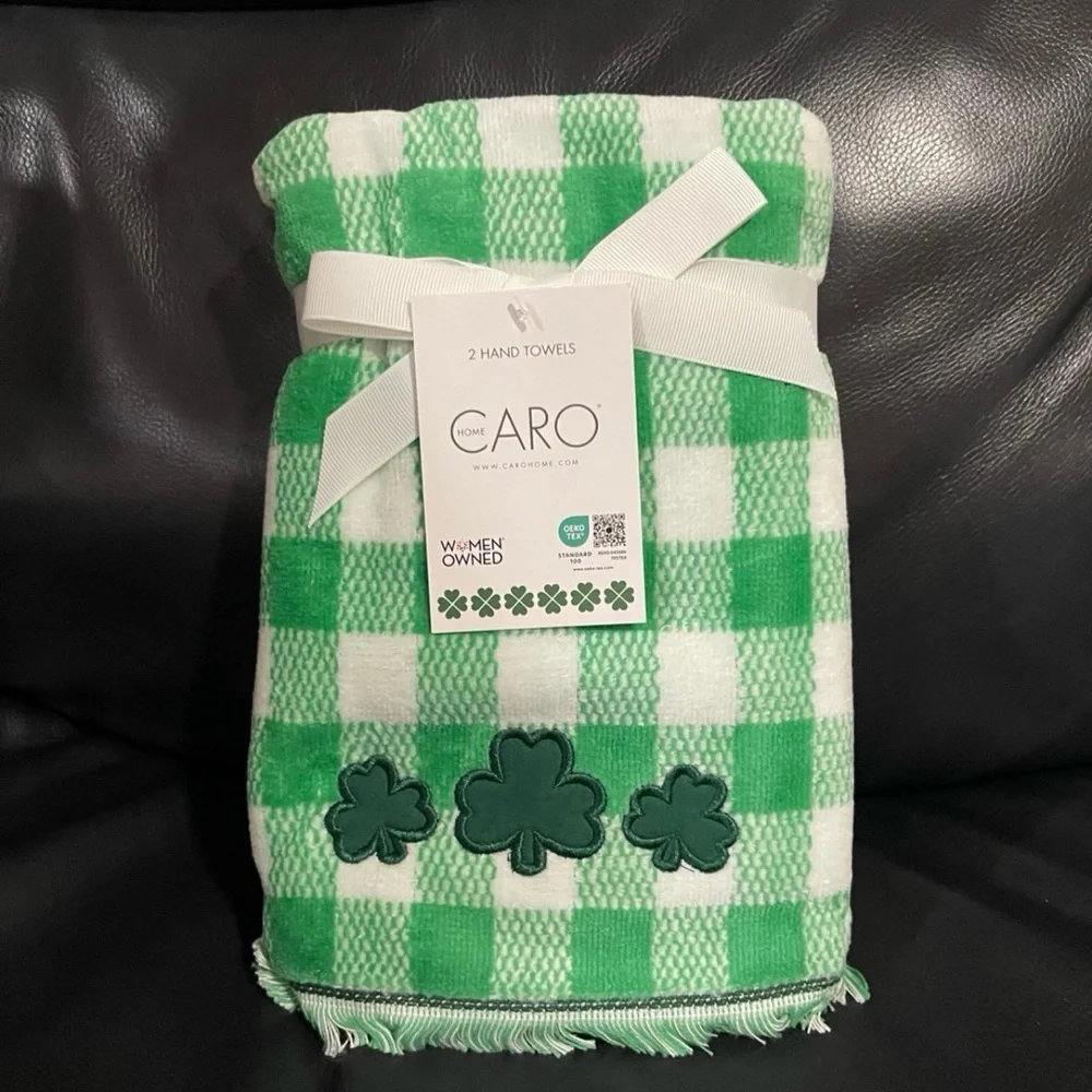 CARO HOME St Patricks Shamrock Hand Towels, Set of 2